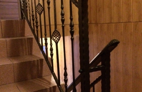 balustrada na klatce schodowej